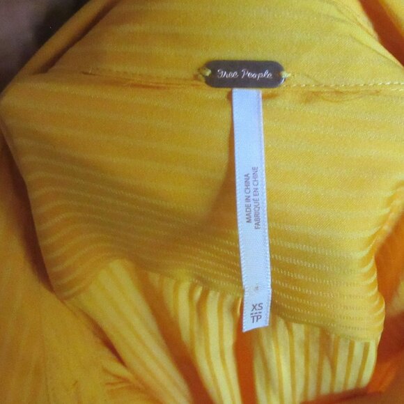 Free People Serena Silky Gold Yellow Button Down Stripe Shirt in Size XS - Picture 6 of 6